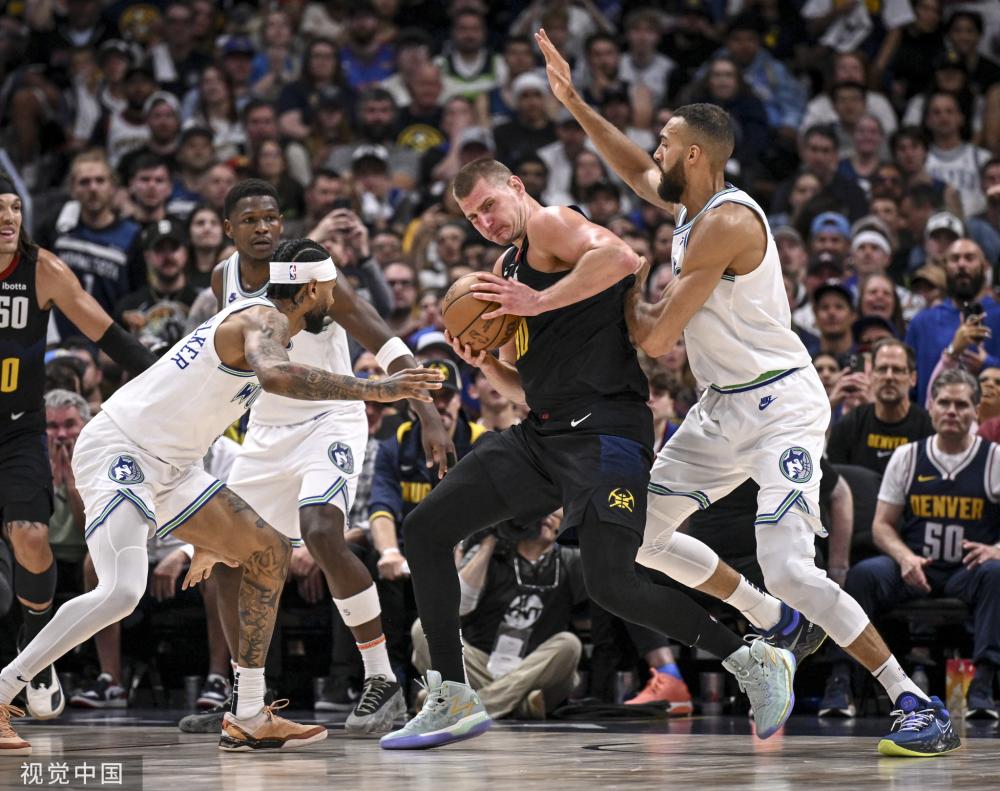 和低调亲和 和低调亲和